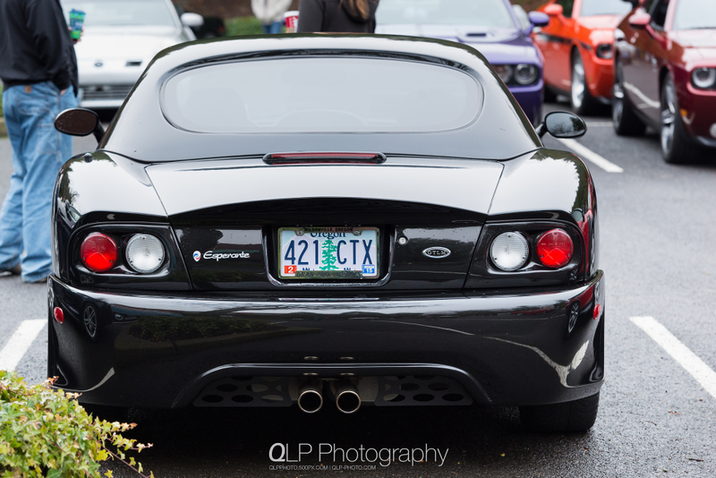 Illustration for article titled Portland Cars and Coffee - 13 Dec 2014: Bugatti Veyron Edition